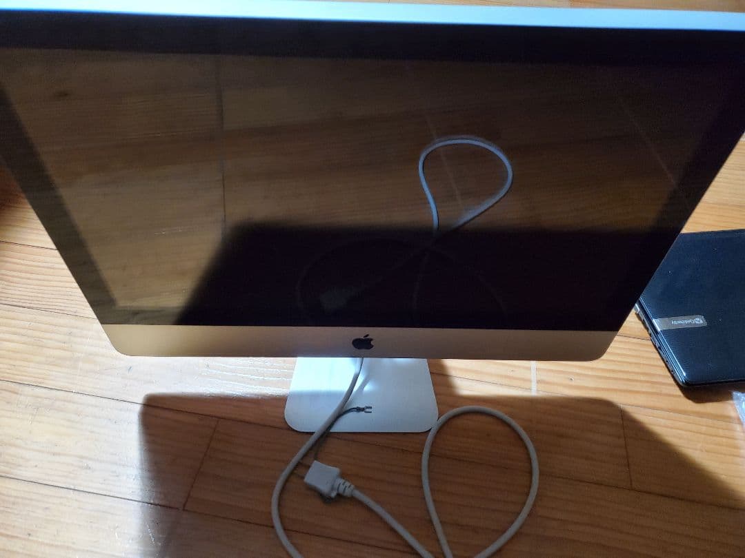 apple　PC【 電源ケーブル　マウス　キーボード】