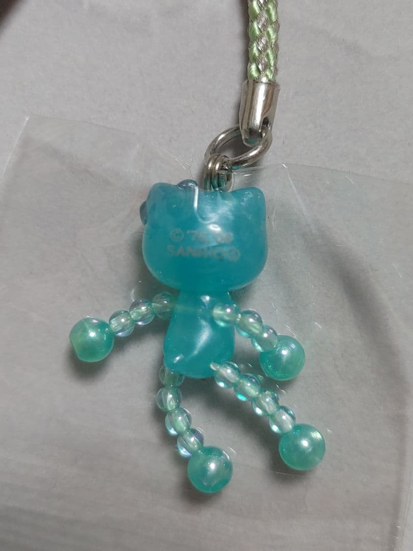 ハローキティ　2006年　棒　根付け　グリーン