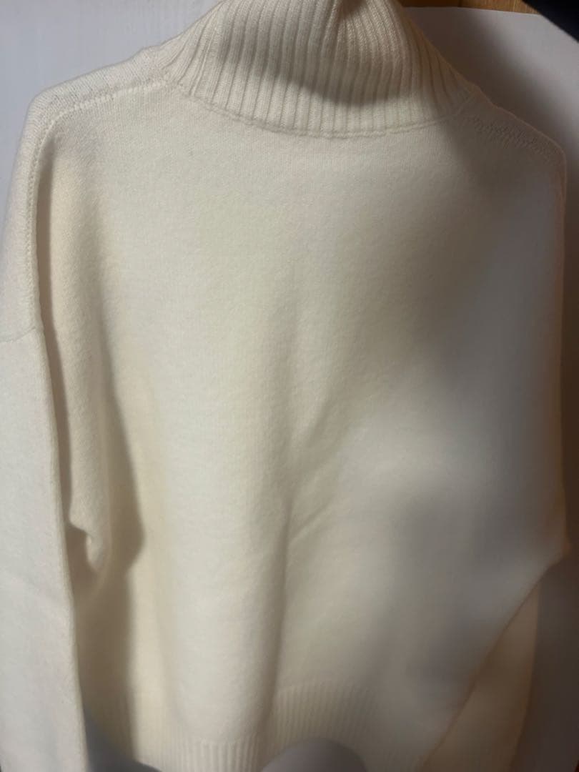 【新宿伊勢丹購入】AMI Paris アミパリス国内正規品ニット