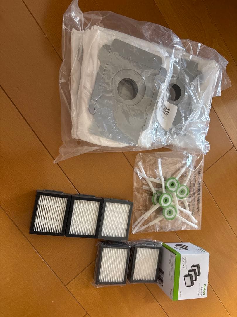 ルンバ i3+ 自動ゴミ収集機付き｜消耗品多数付｜たのメル便