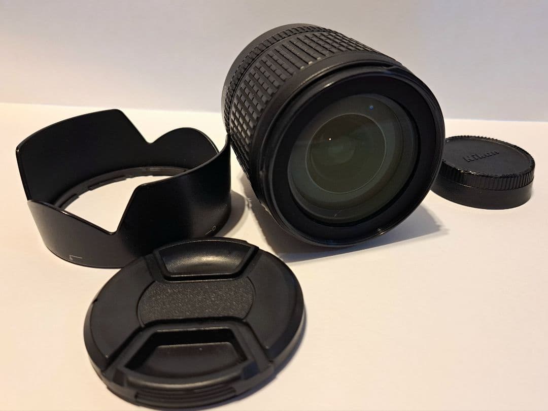 Nikon D5100 一眼レフカメラ+オマケレンズ