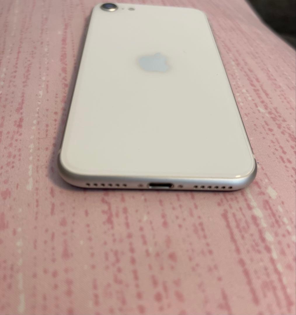 Apple iPhone SE2本体　2世代
