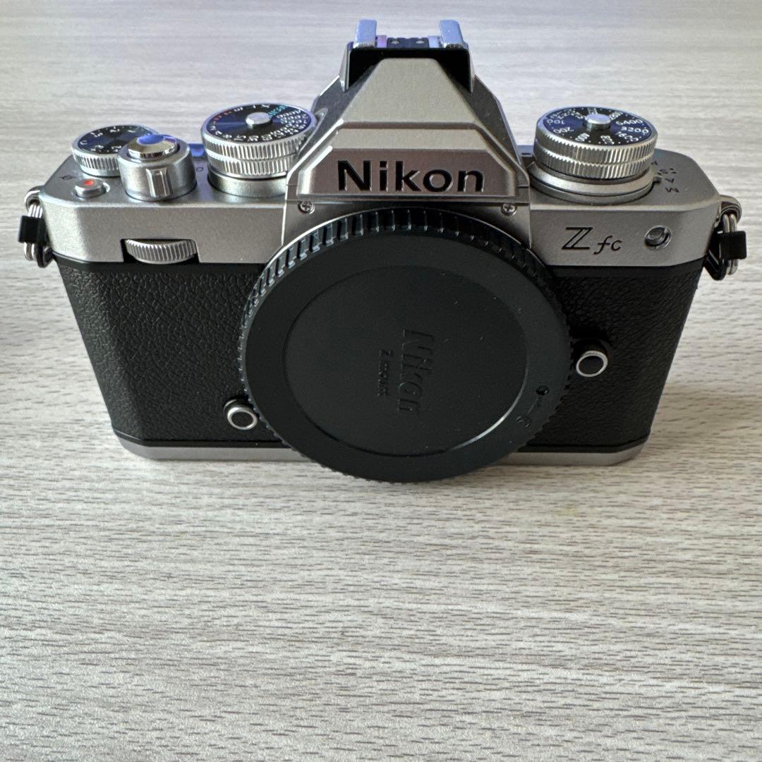 Nikon Z fc 16-50レンズキット　シルバー