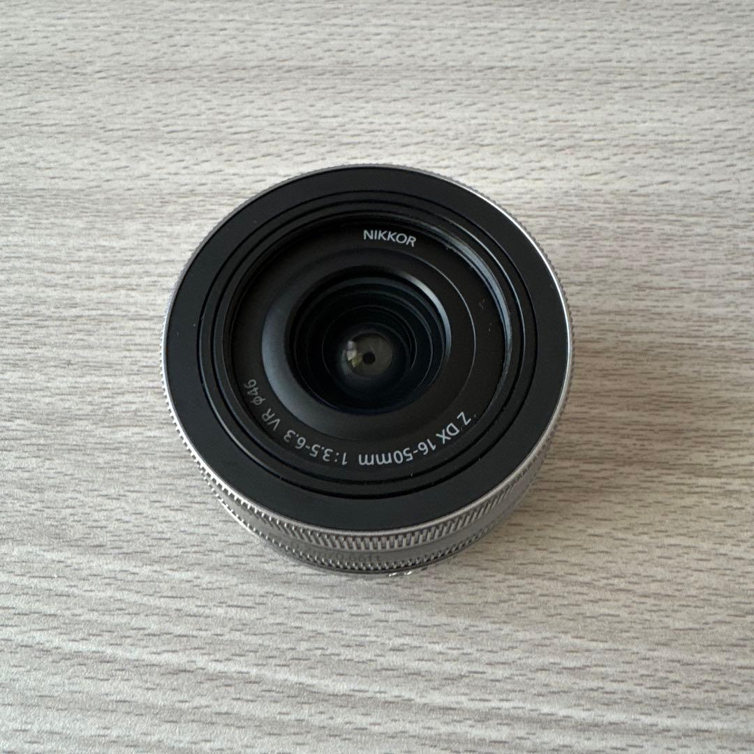 Nikon Z fc 16-50レンズキット　シルバー