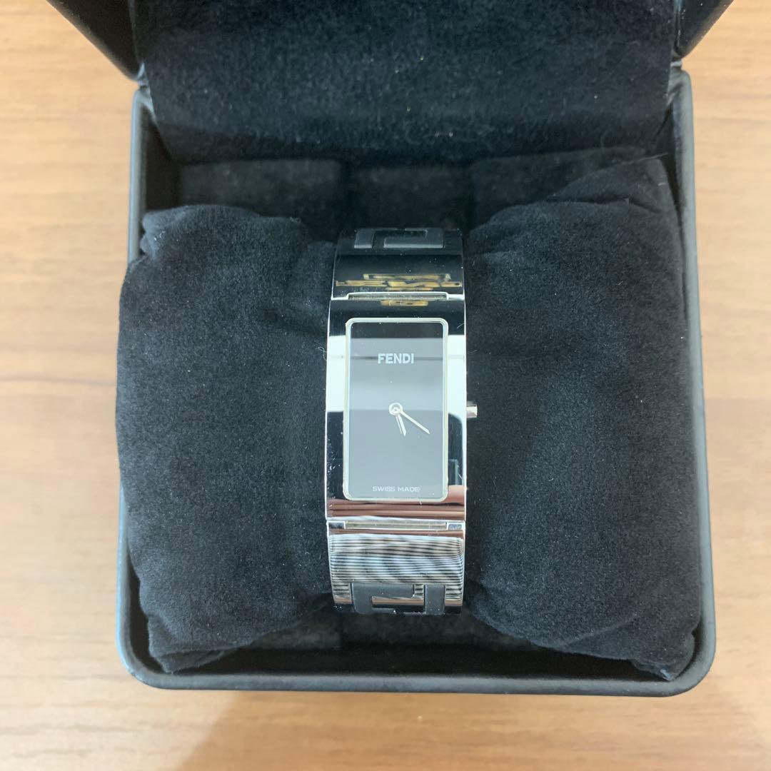 FENDI スイス製 3250L QZ バングルウォッチ