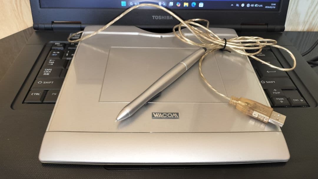 【ノートPC】TOSHIBA B552/H (おまけ:ペンタブ付)