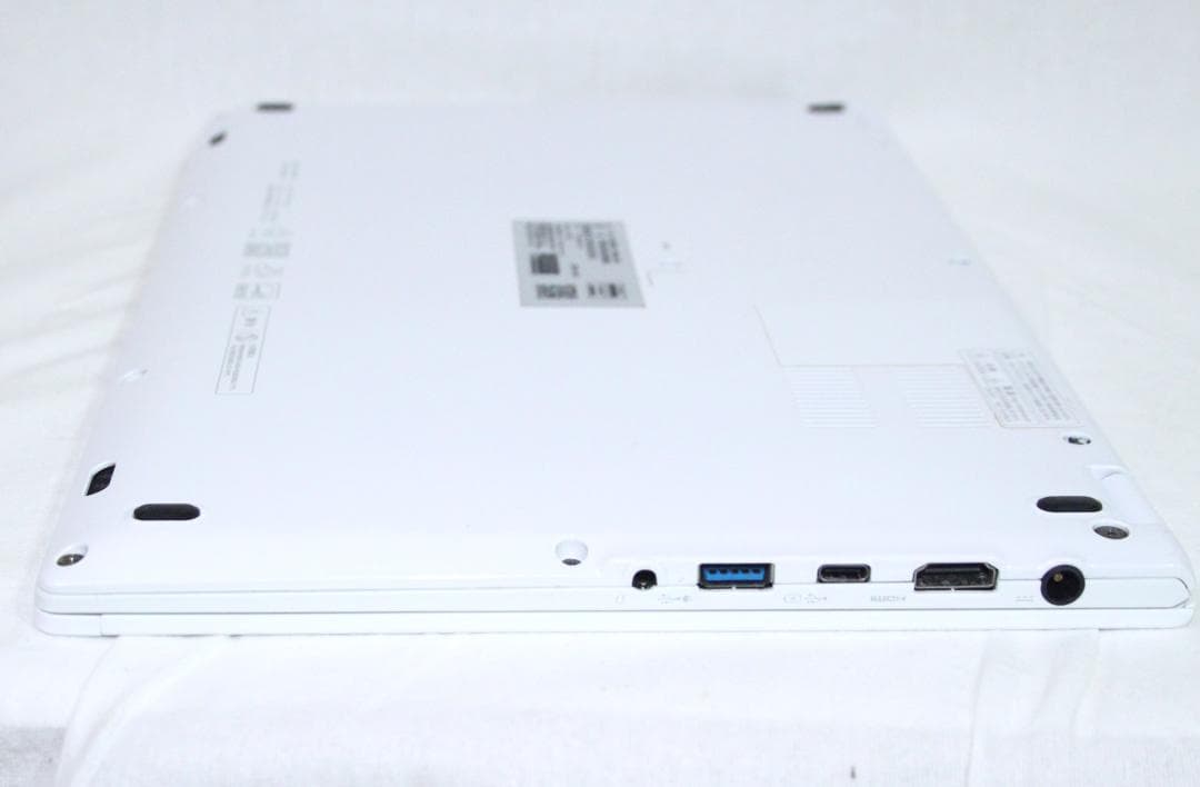 LIFEBOOK UH90B3 i7-8th カメラ タッチパネル i09