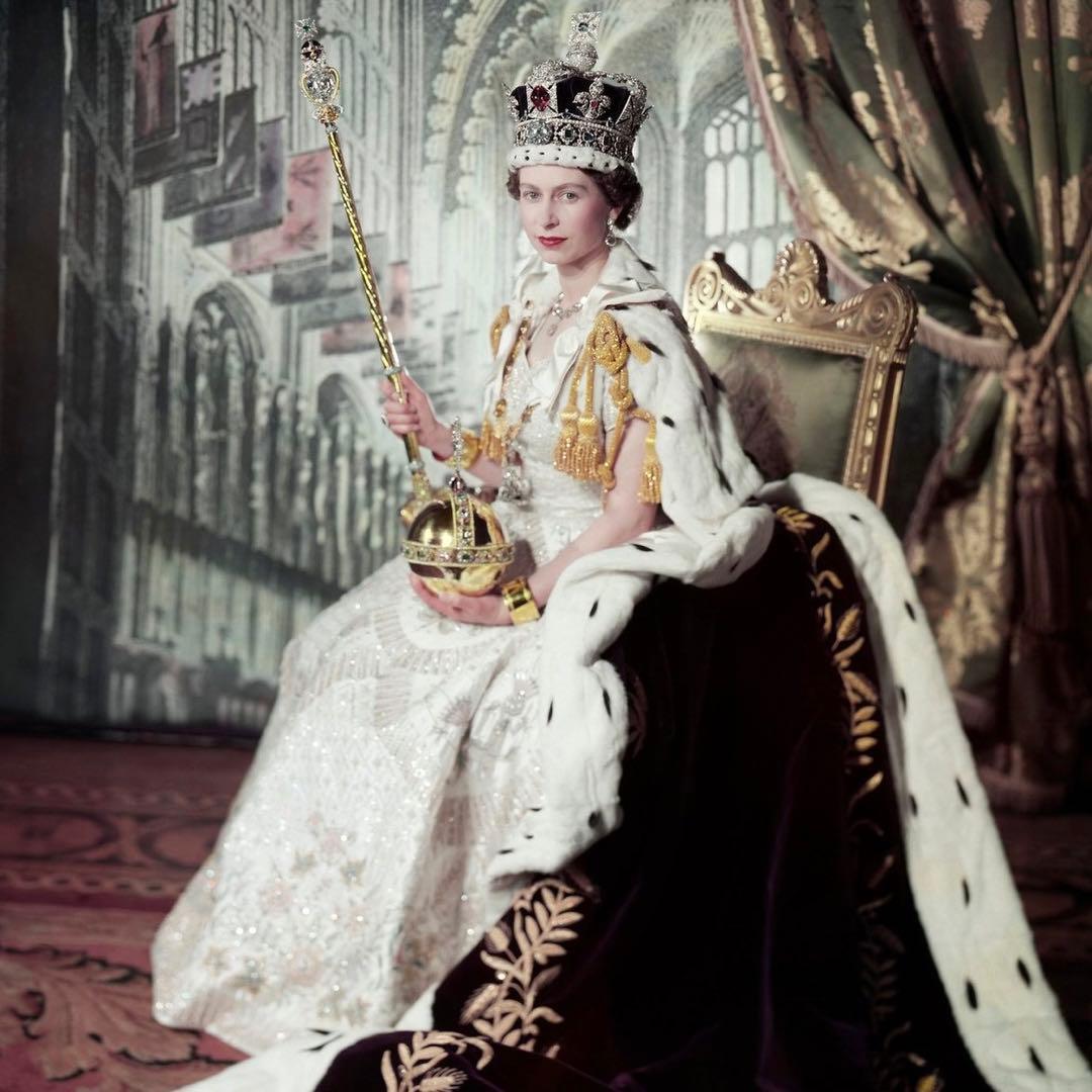 ★大幅お値下げ‼️最終価格‼️2017 エリザベス女王 サファイアJ ピエフオー銀貨