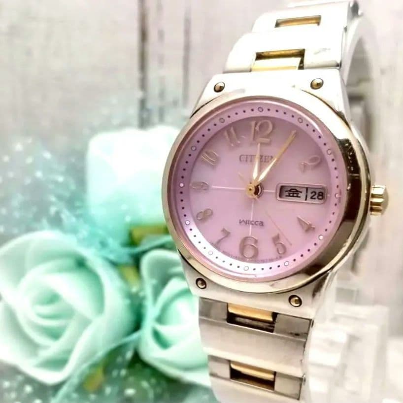 稼働品 ウィッカ カレンダー機能付き 腕時計 ソーラー式 レディース