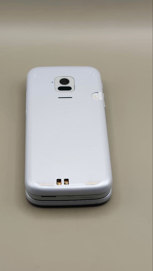 docomo らくらくホン F-01M 携帯電話本体 動作確認済み