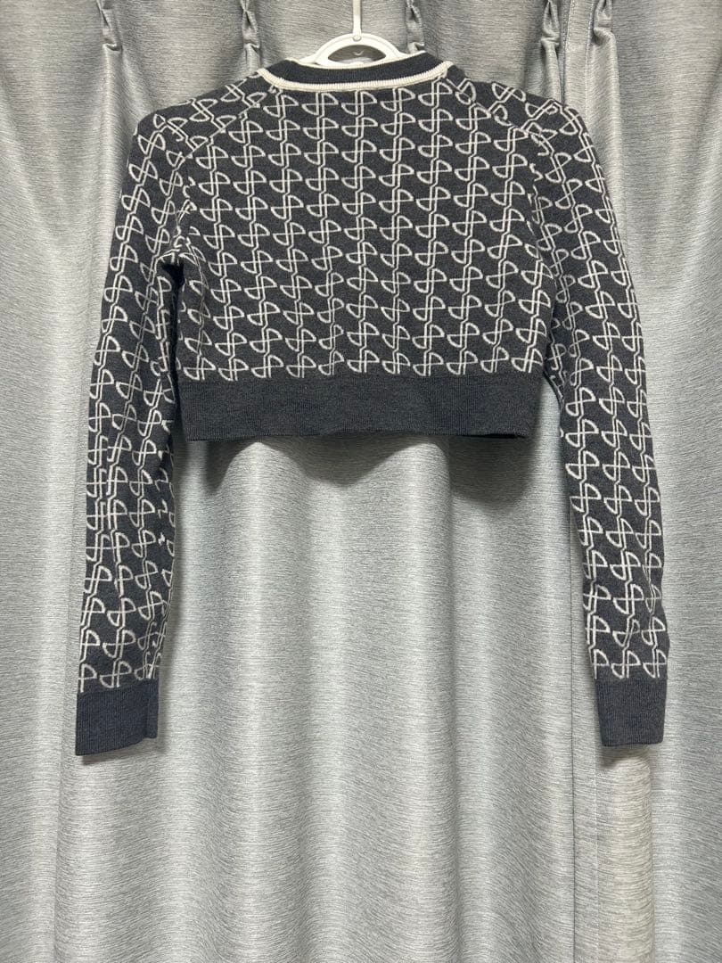 r*y様 PATOU グレー クロップドニット XS