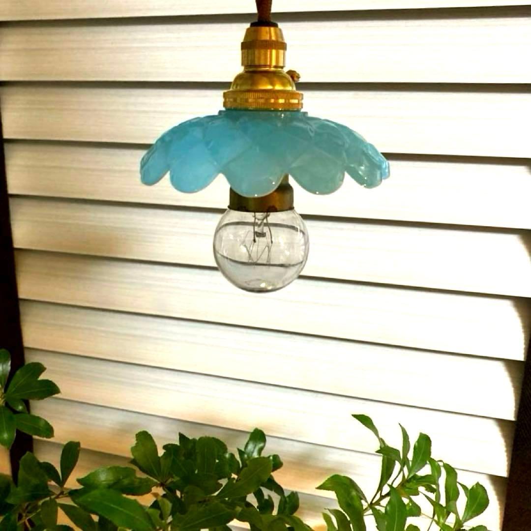 baccara シャンデリア　オパールセント　ウラン　（刻印入）　（専用）