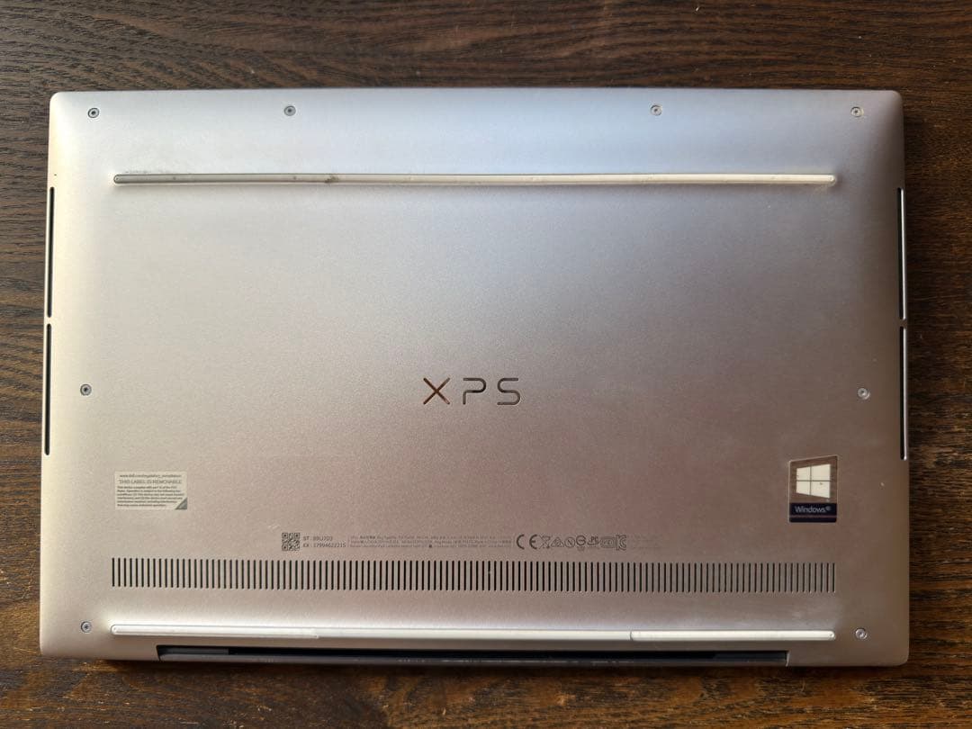 DELL XPS 13 9310／i7-1185G7／4K／32GB／1TB