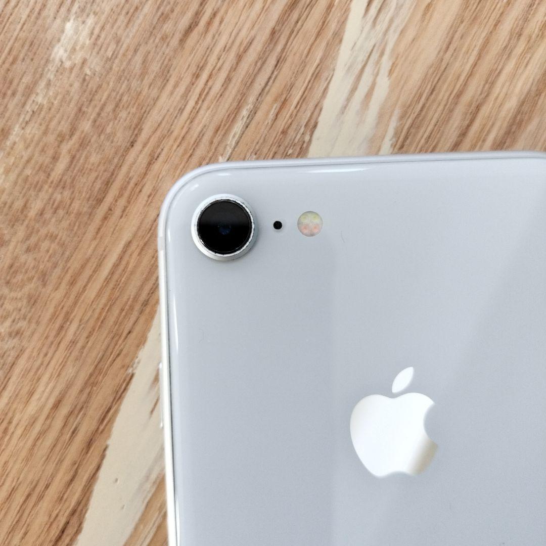 わ*ー様 iPhone8シルバー128GB SIMフリー 非純正バッテリー おま