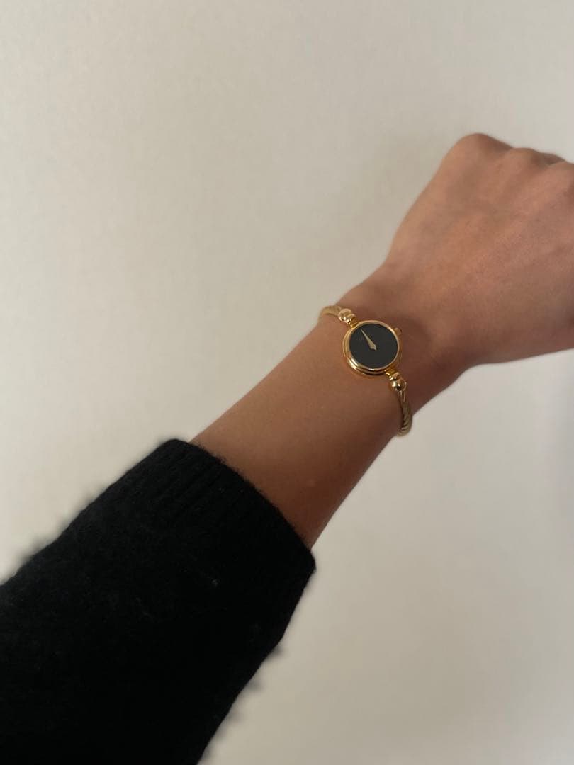 GUCCI 腕時計 Z2700.2.L ゴールド/ブラック