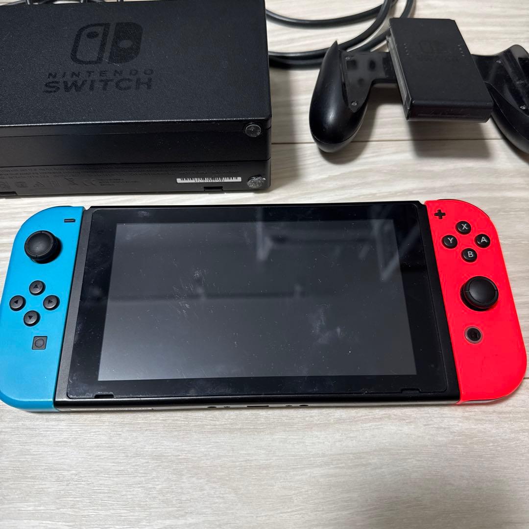 み*−様 Nintendo Switch本体•付属品あり　箱無し