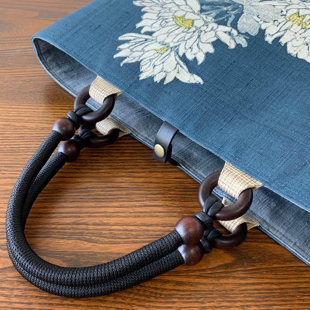 A4サイズ対応　紬帯　白菊の花　リメイク　江戸打紐ハンドルバッグ