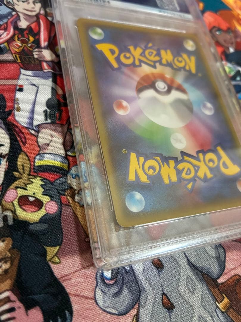 メガトウキョーのピカチュウ　PSA7 ポケモンカード