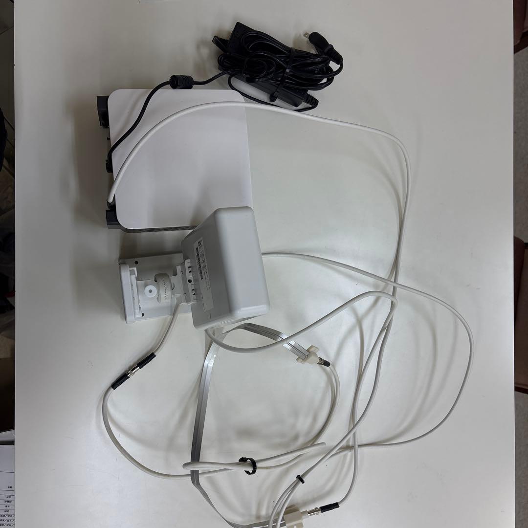 docomo レピーター 中継増幅装置　アンテナ付き