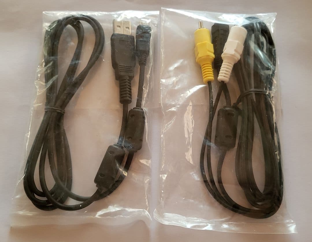 OLYMPUS ミラーレス一眼カメラ シルバー