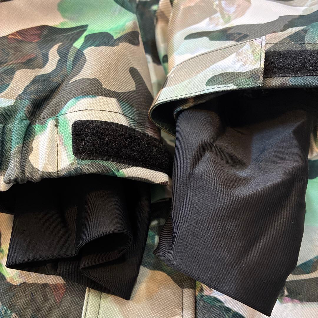 本日お値下げ中　 ポンタペス スノーボードウェア カモフラージュL 上下セット