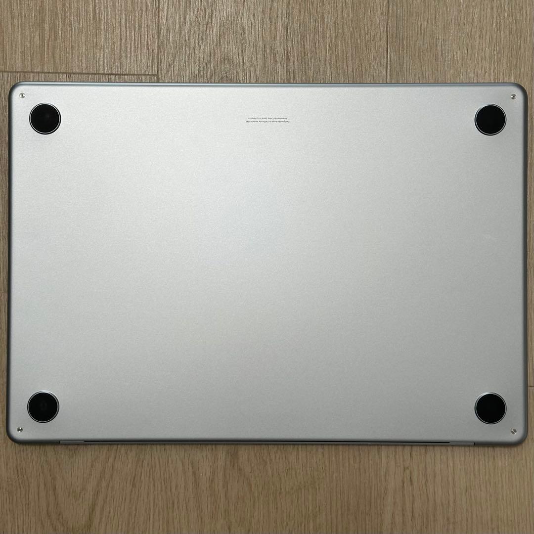 ほぼ新品 MacBook Air 15インチ M4 16GB 256GB ブルー