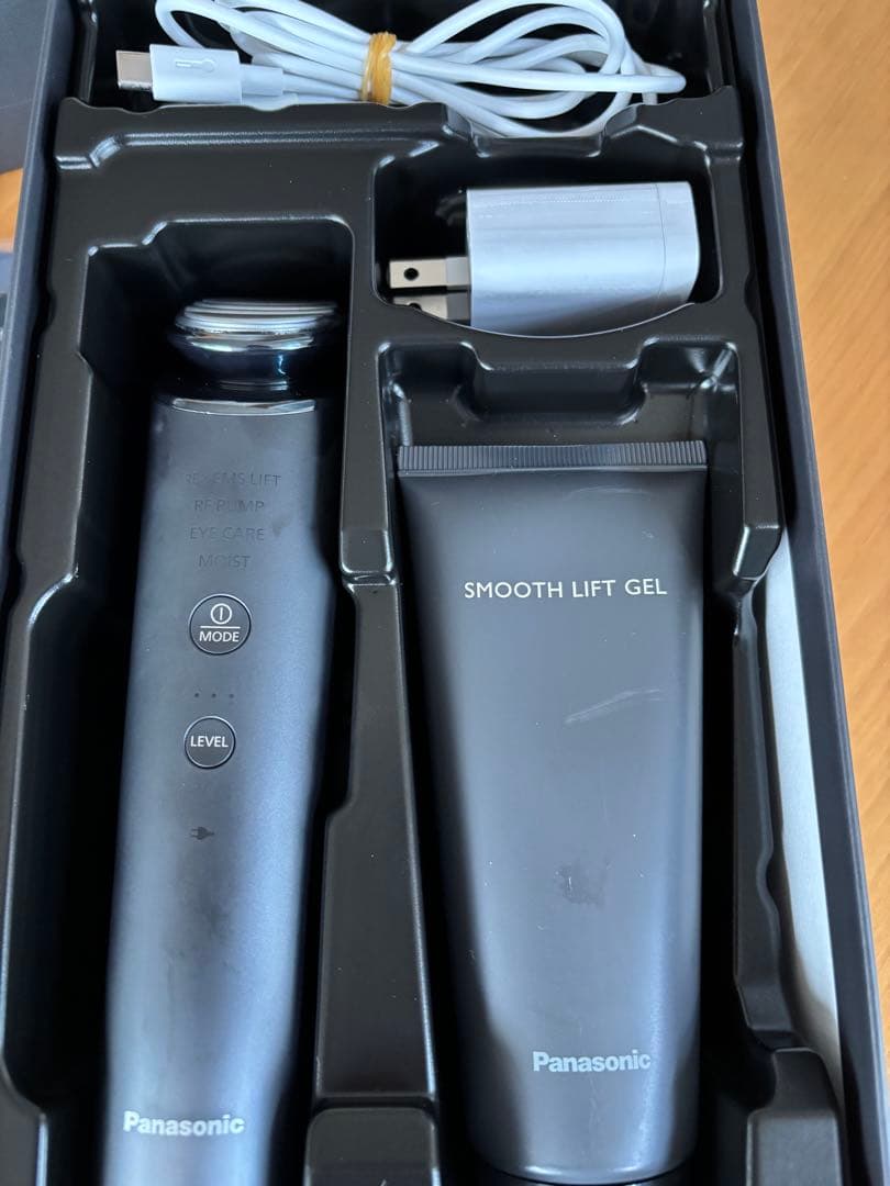 【極美品】Panasonic バイタリフト RF EH-SR85