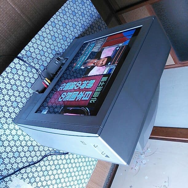 パナソニック25型　平面ブラウン管TV 2002年製　TH-25FB5