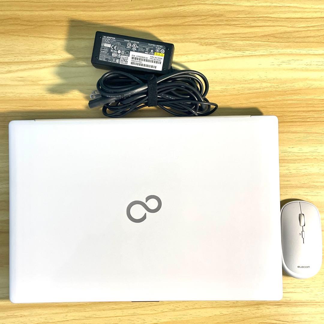 富士通 LIFEBOOK/Corei7-8565U/8GB/SSD+HDD