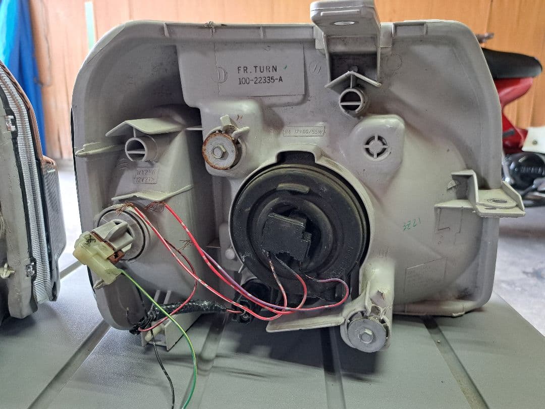 ホンダ　ホビオスモークヘッドライト