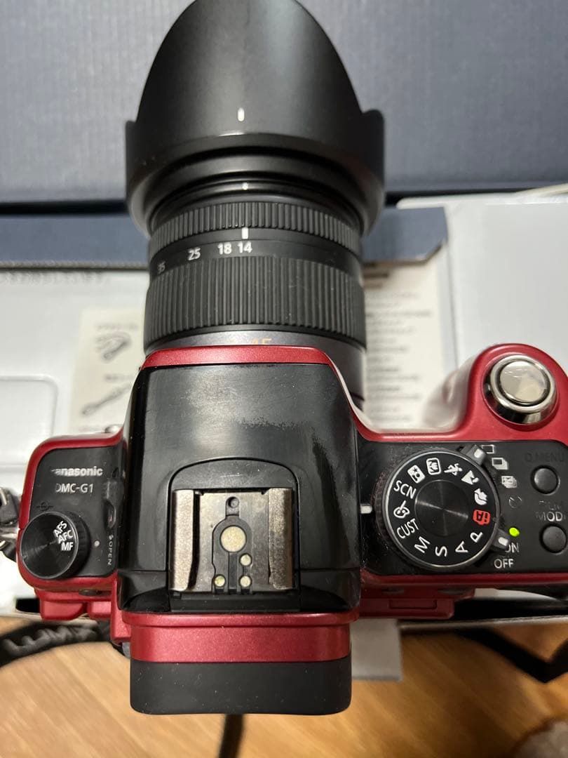 【Panasonic】LUMIX DMC-G1R ダブルズームレンズキットレッド