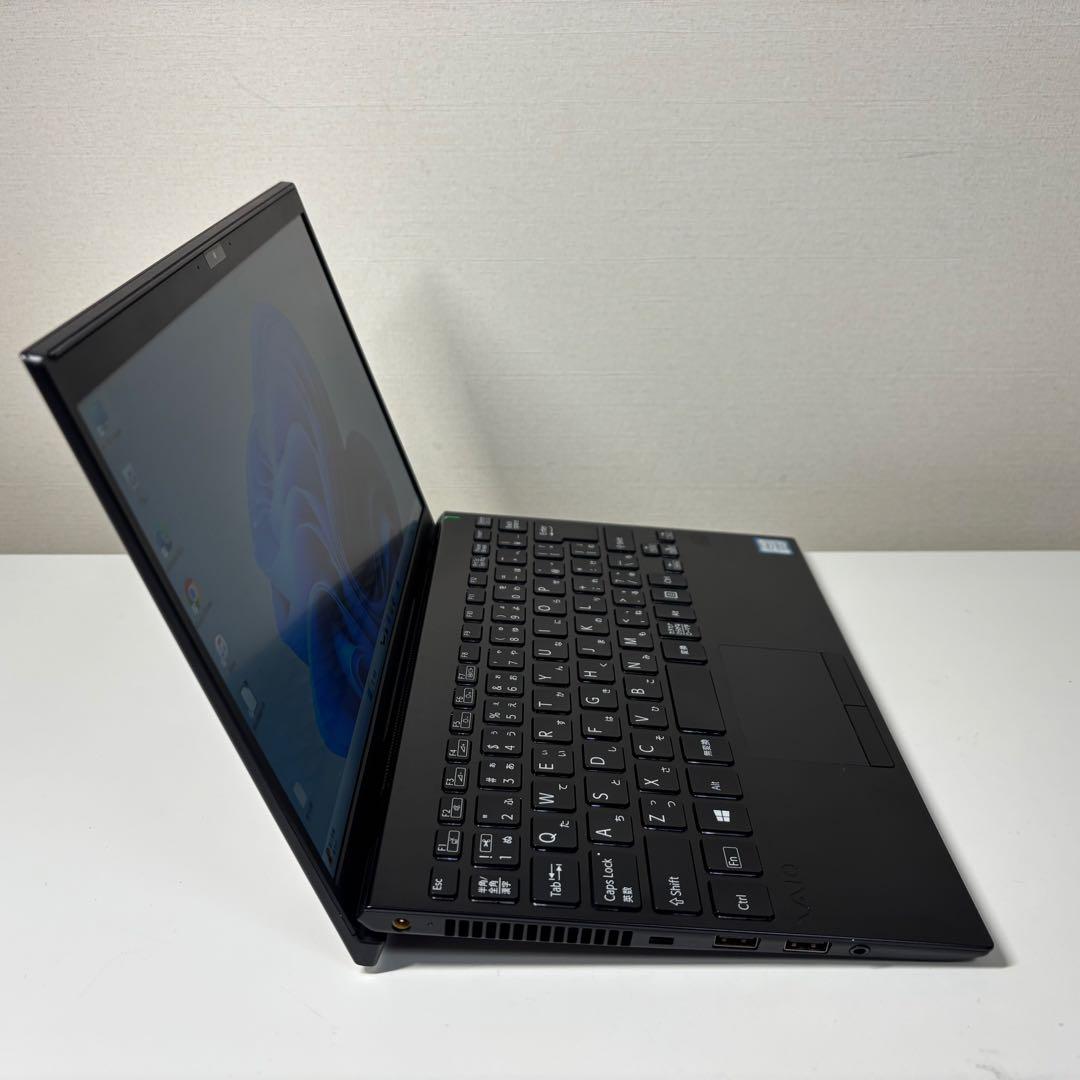 VAIO Pro 第8世代i5 8265-u SSD 256GB 8G