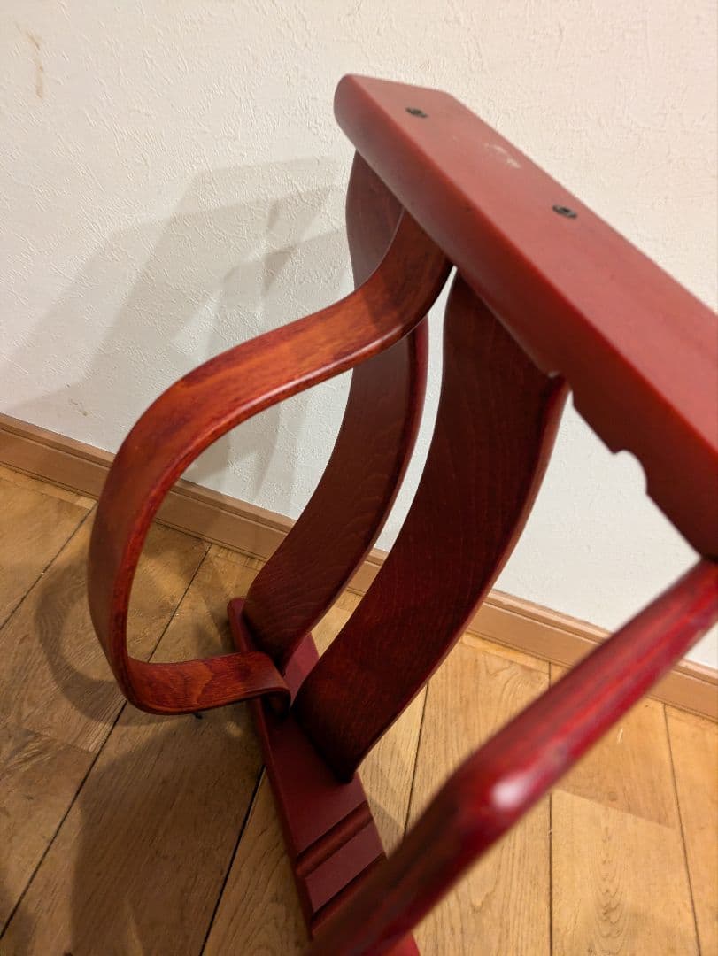 ハイチェア　レッド　赤