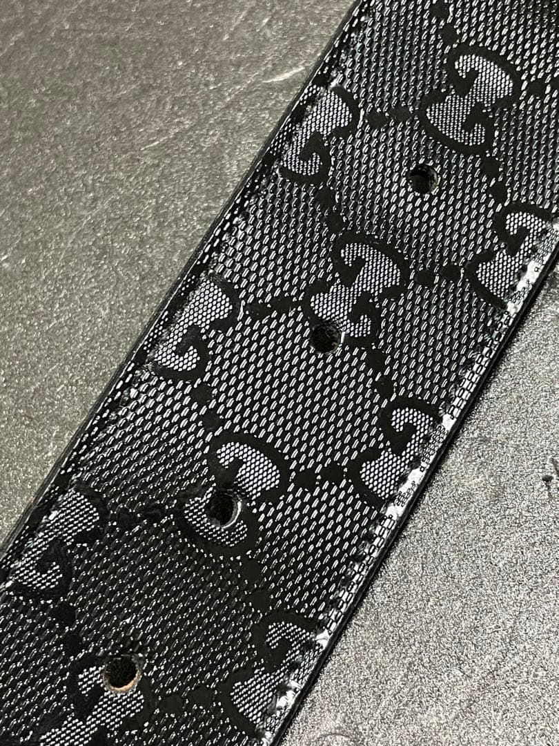 GUCCI ブラック レザーベルト GGパターン
