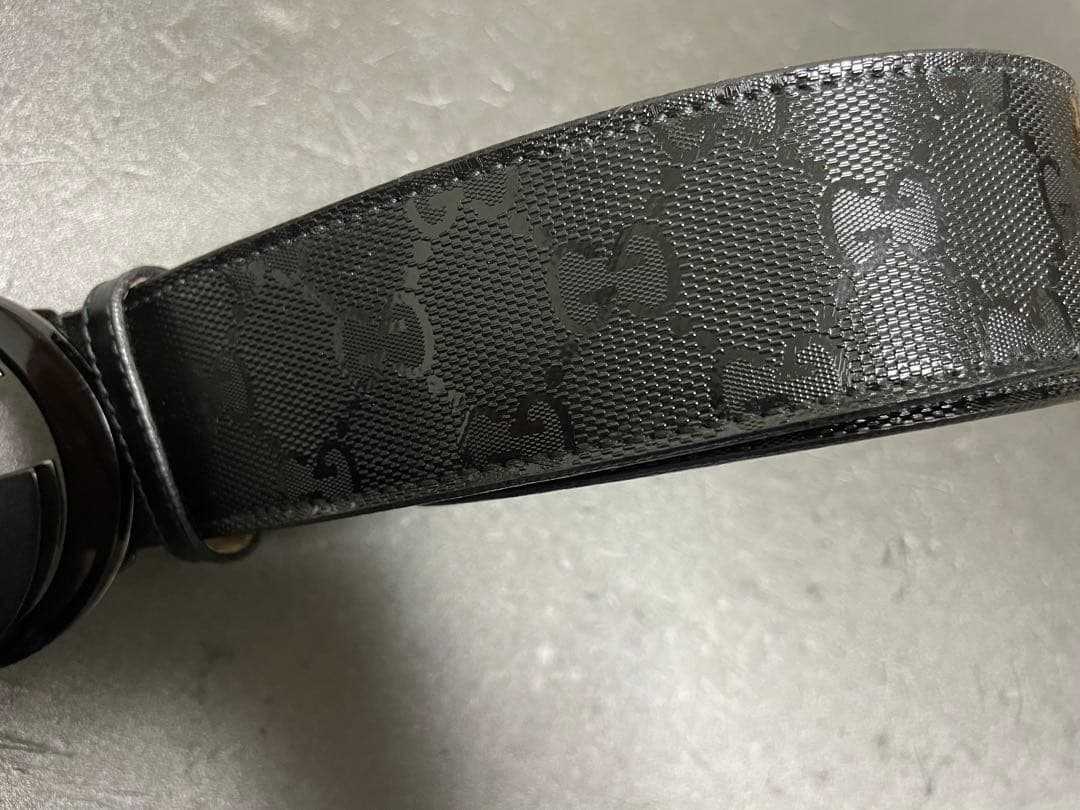 GUCCI ブラック レザーベルト GGパターン