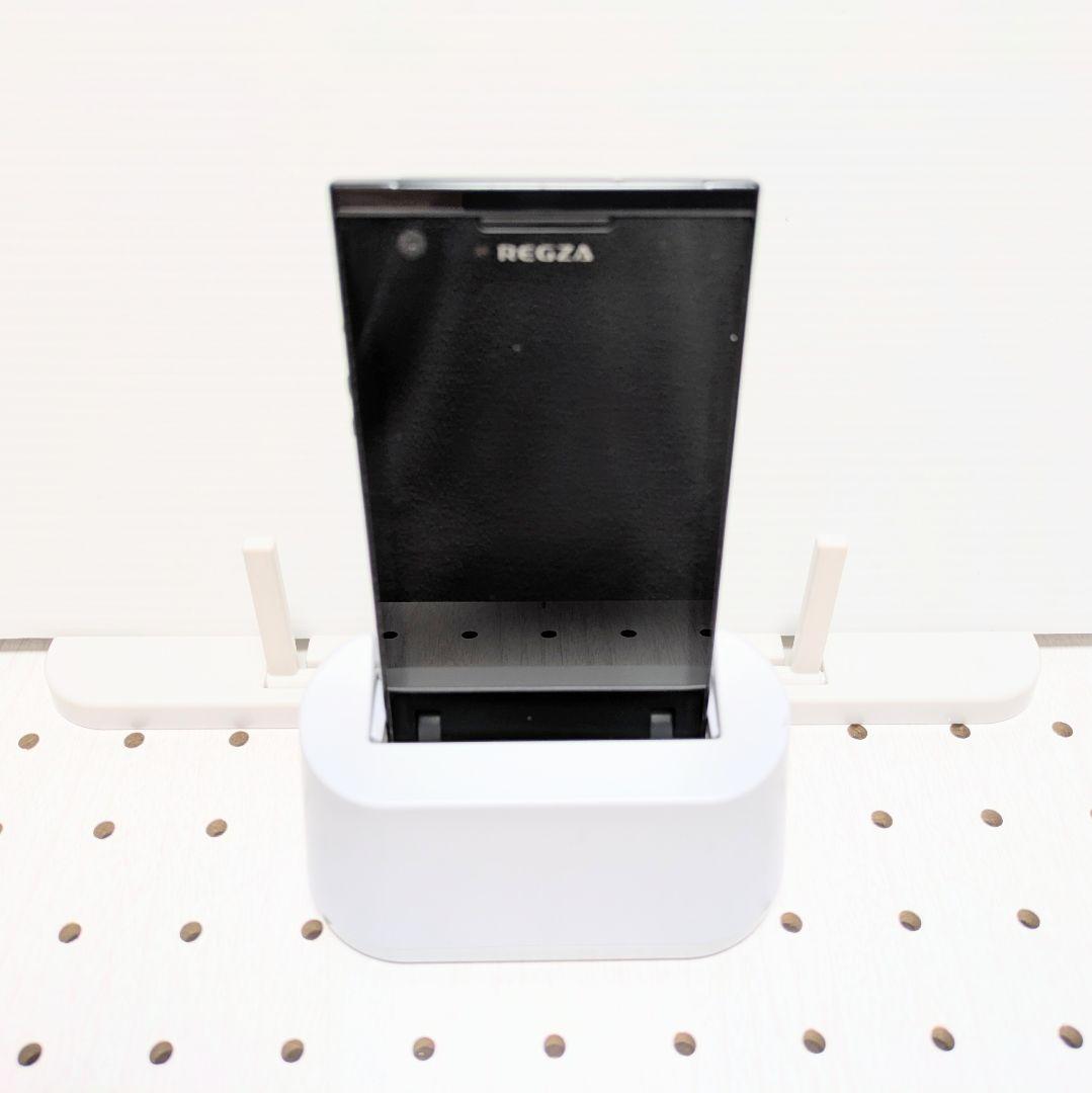 スマホ本体 実機 REGZA T-02D 動作品 卓上ホルダ付き NTTドコモ