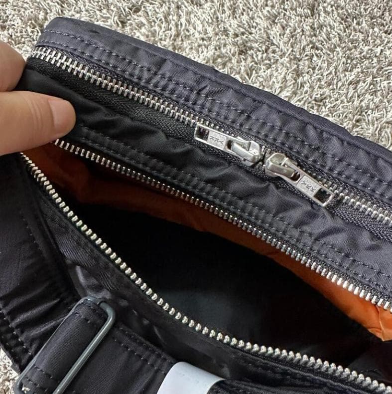 【未使用】 ショルダーバック 新品 ポーター タンカー 2層式 ブラック