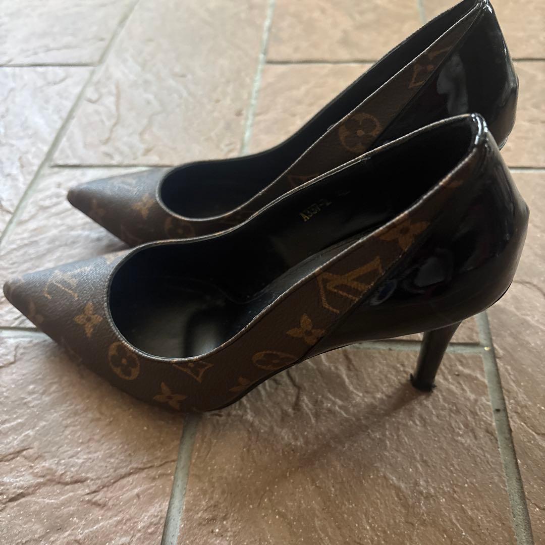 ルイヴィトンパンプス