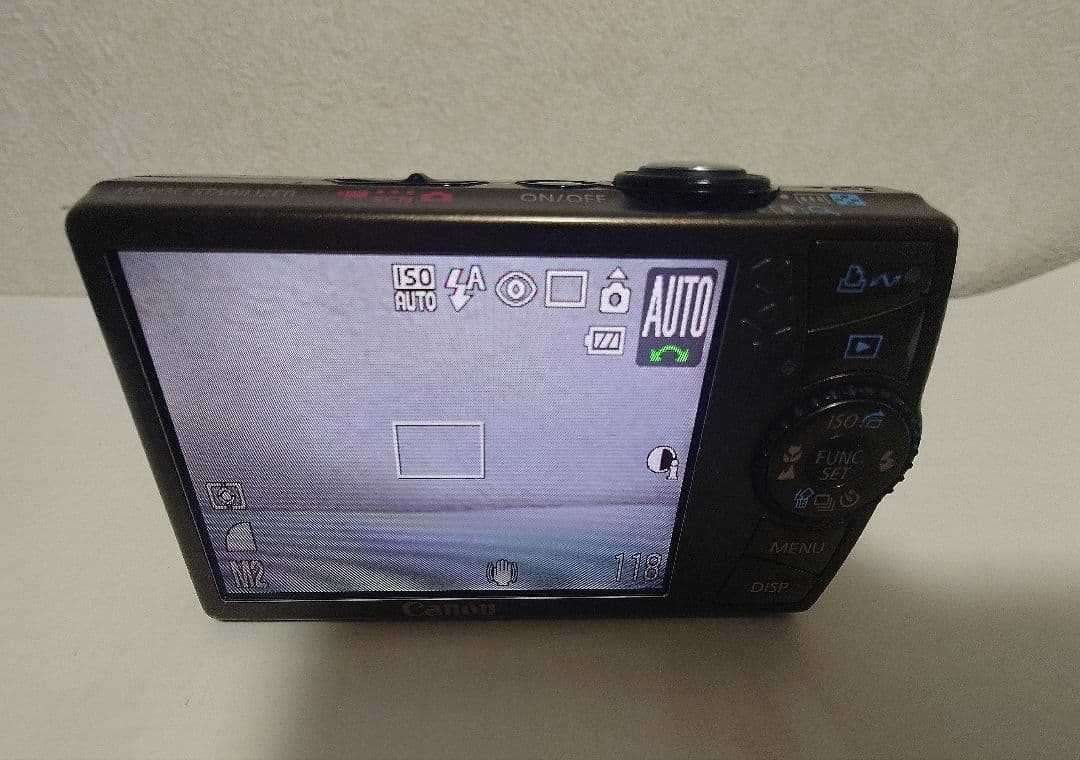 キャノン　デジカメ　IXY 920 IS ゴールド 箱あり　美品