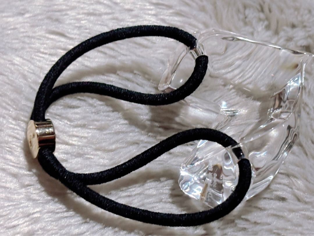 ハート ジェムポニー ラージ ウィズ アイコンスタッズ　ザヘアバートウキョウ