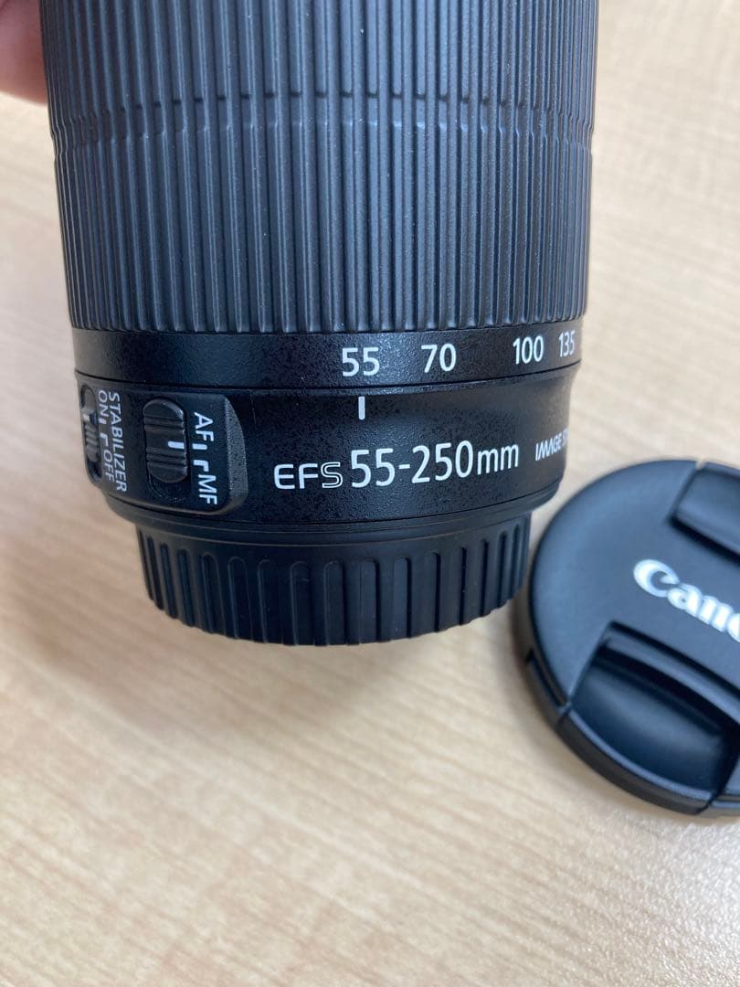 Canon EOS Kiss X8i ダブルズームキット　Wi-Fi機能付き