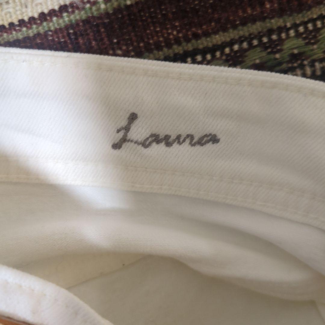 【美品】ヤヌーク　YANUK Laura カーブテーパードデニム　ホワイト　24