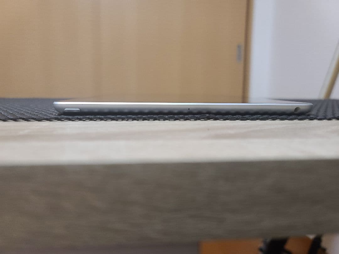 iPad 無印 第9世代本体 Pen付き