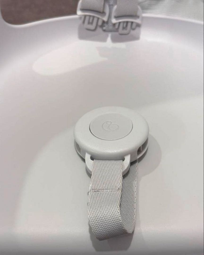 【美品】ストッケ クリック クラウドグレー クッション付き