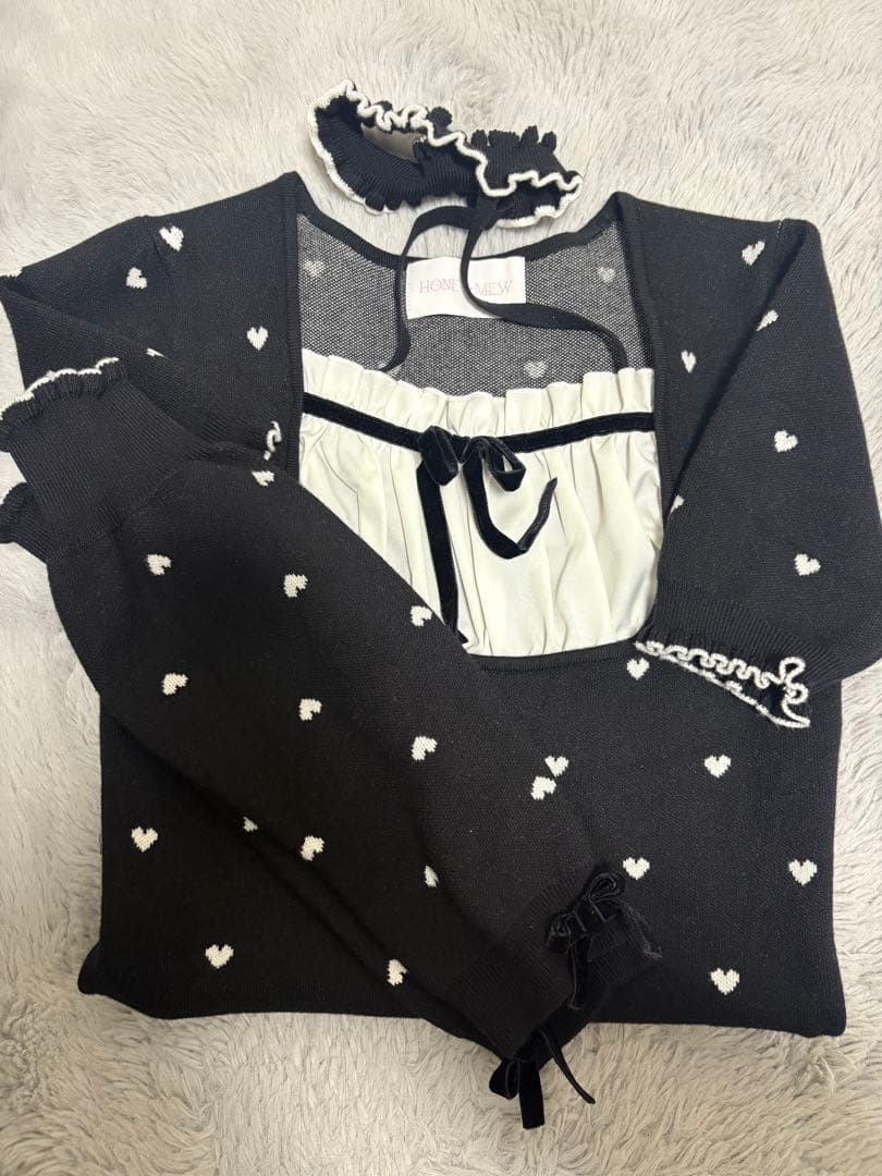 HONEYMEW ハニーミュウ Luv アームカバー付きチョーカートップス