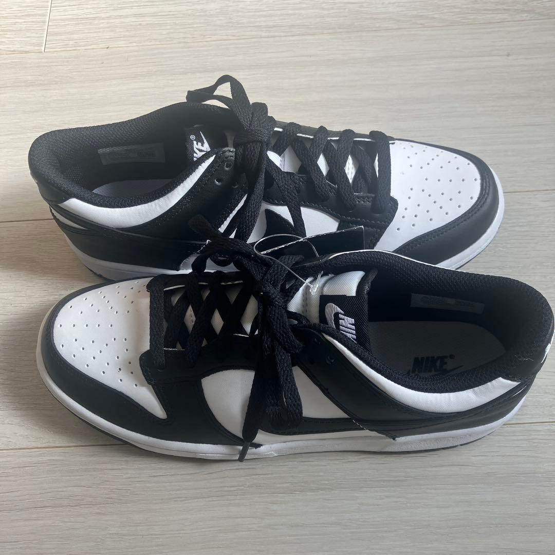 新品未使用 NIKE ナイキ ダンク ロー パンダ ジュニアシューズ25cm