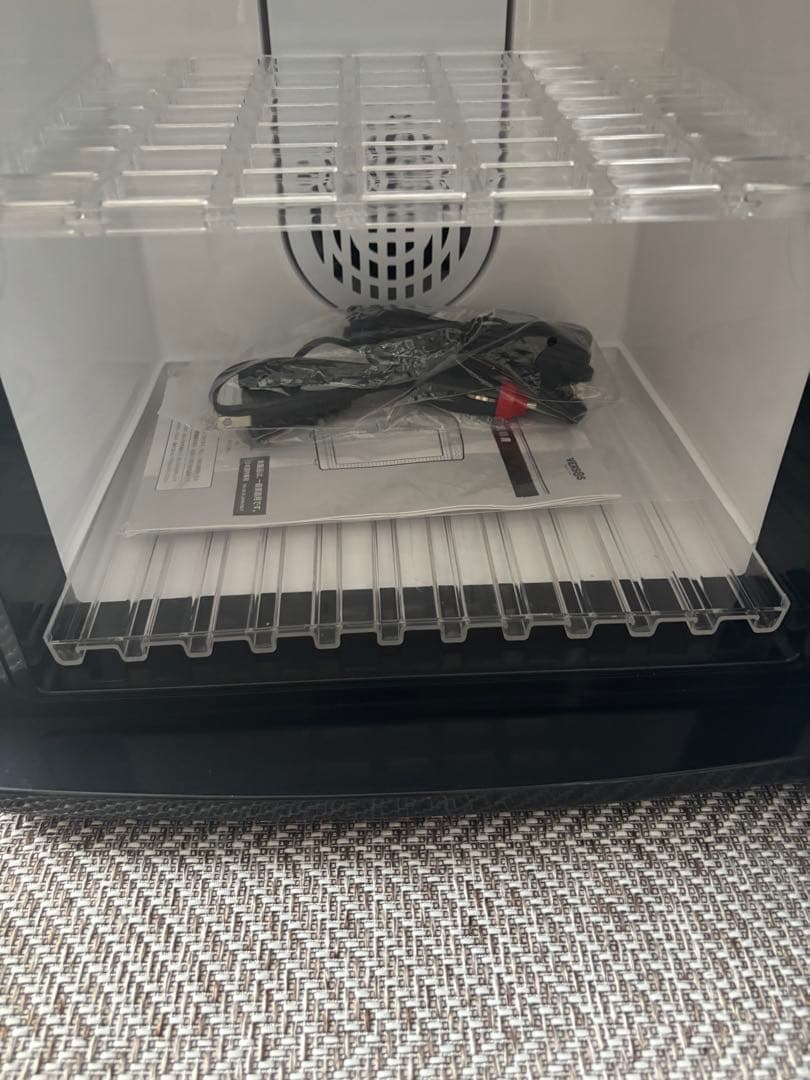 Versos 冷温庫 25L ブラックVS-470