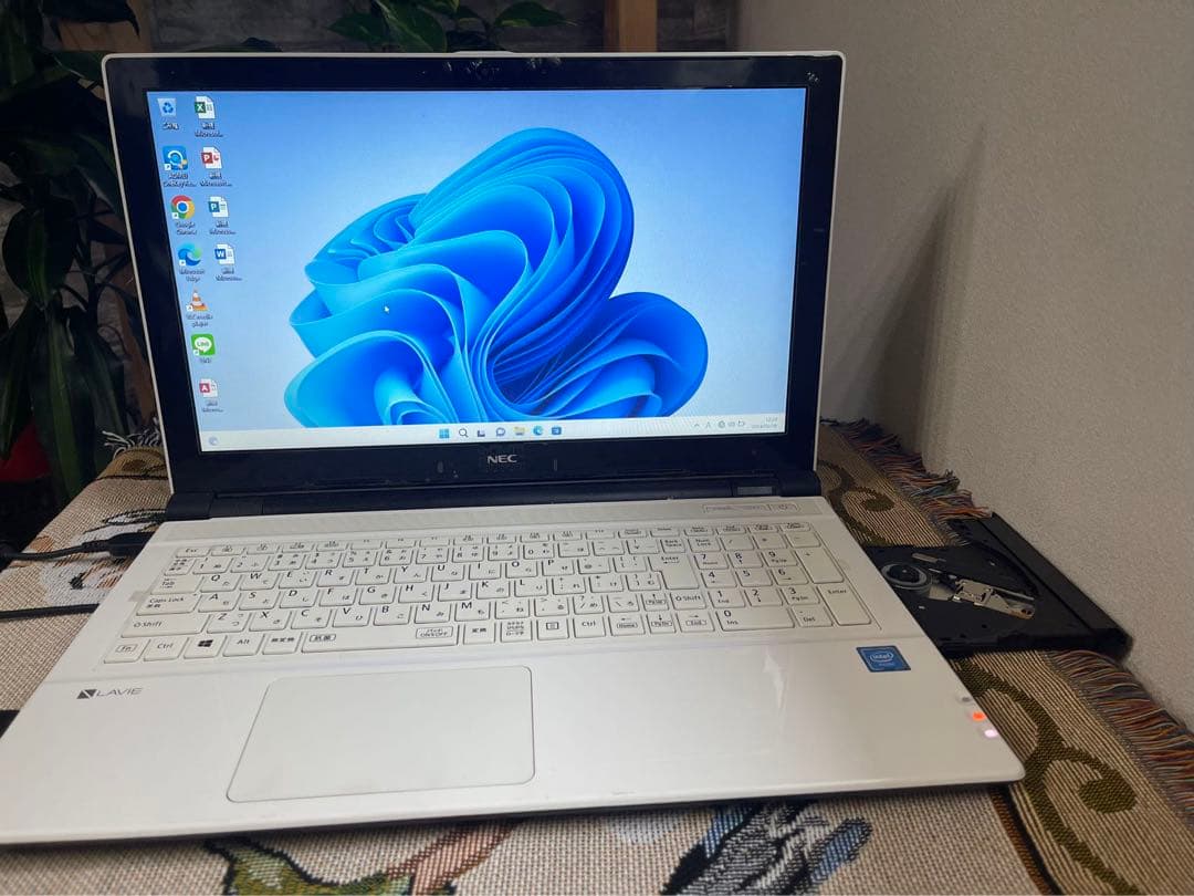 初心者でもすぐ使える初期設定済み,高年式 NEC パソコンノ-ト