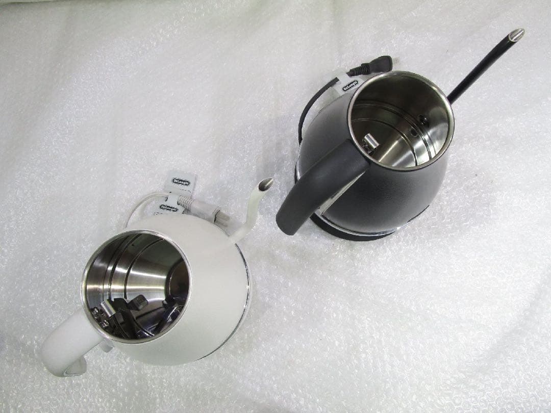 未使用展示品 De'Longhi (デロンギ) 電気ケトル2台 セット売り