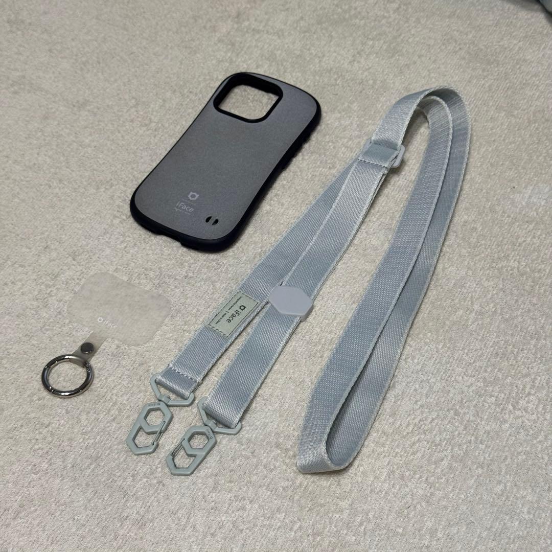 iPhone 15 Pro ナチュラルチタニウム 256G ケース+ストラップ付